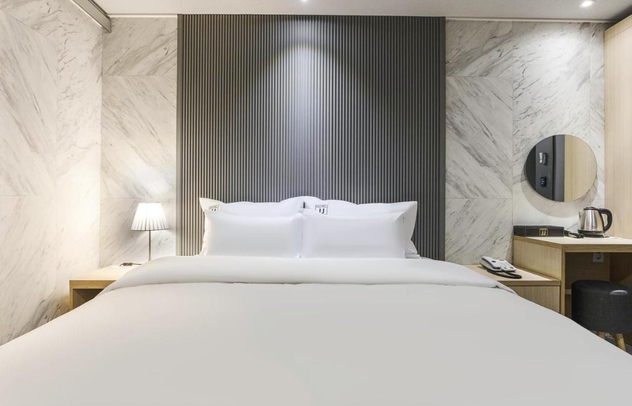 Jj Hotel Seongnam Esterno foto